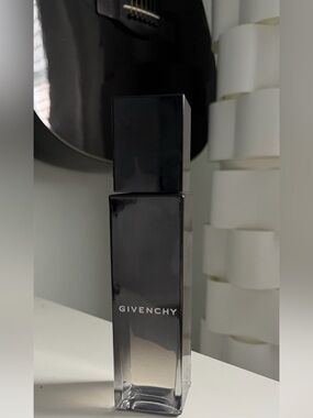 Givenchy Le Soin Noir Lotion Essence - 150ml